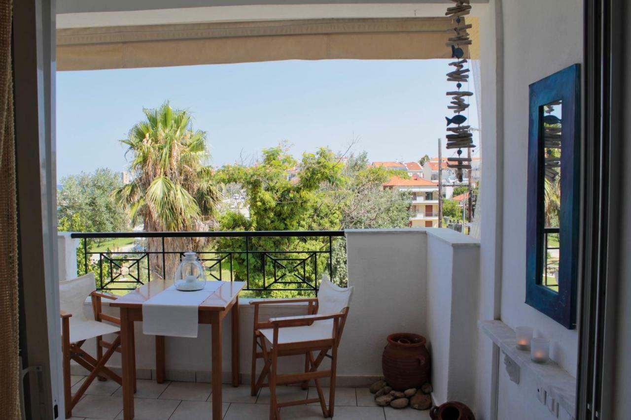 Fokais Beach Apartment Néa Fókaia Eksteriør billede
