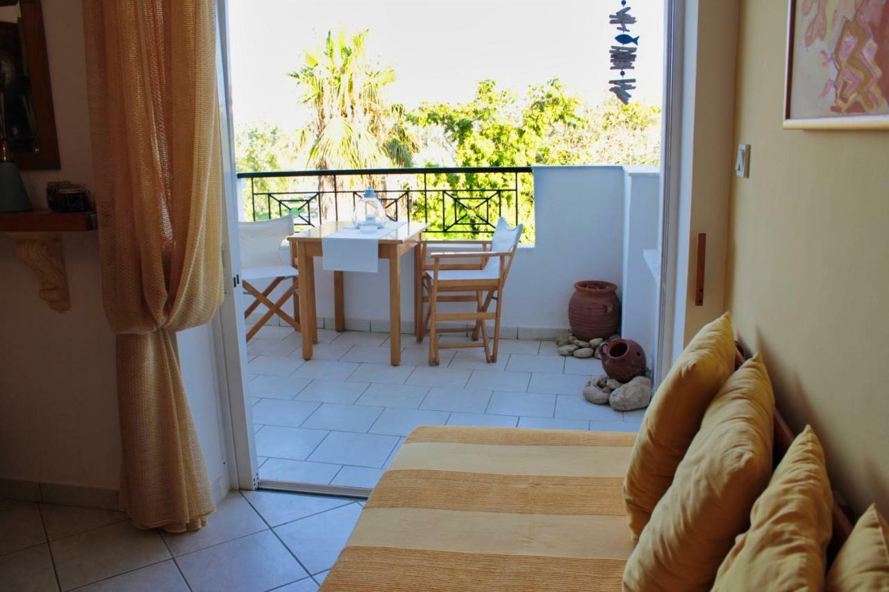 Fokais Beach Apartment Néa Fókaia Eksteriør billede