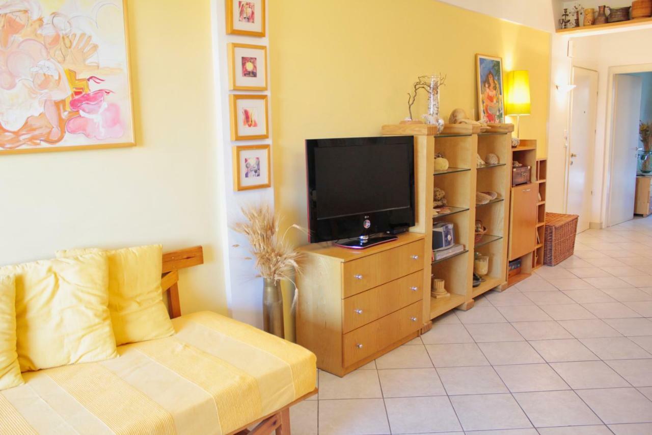 Fokais Beach Apartment Néa Fókaia Eksteriør billede